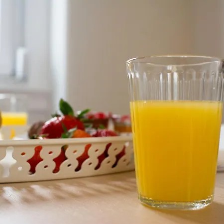 Charming For A Great In Лісабон